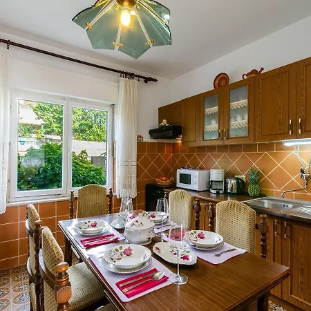 Vintage-style Nur 450 Meter Zum Mit Meerblick - Hunde Willkommen * Crikvenica